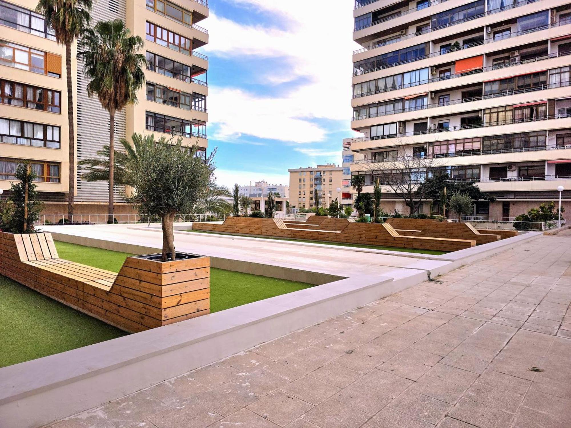 Nogalera Rainbow 2-Bedroom Apartment, Pool And Parking By Namaste Elite Torremolinos Exterior foto